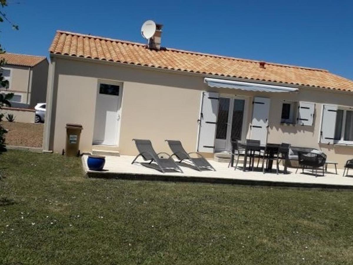 Maison Grues, 3 pièces, 5 personnes - FR-1-476-165 Extérieur photo